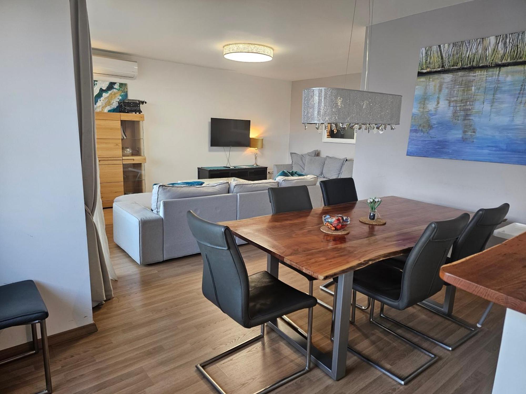 Moderne Am Bahnhof Mit Direkter S-bahn Verbindung Nach Muenchen Appartement *